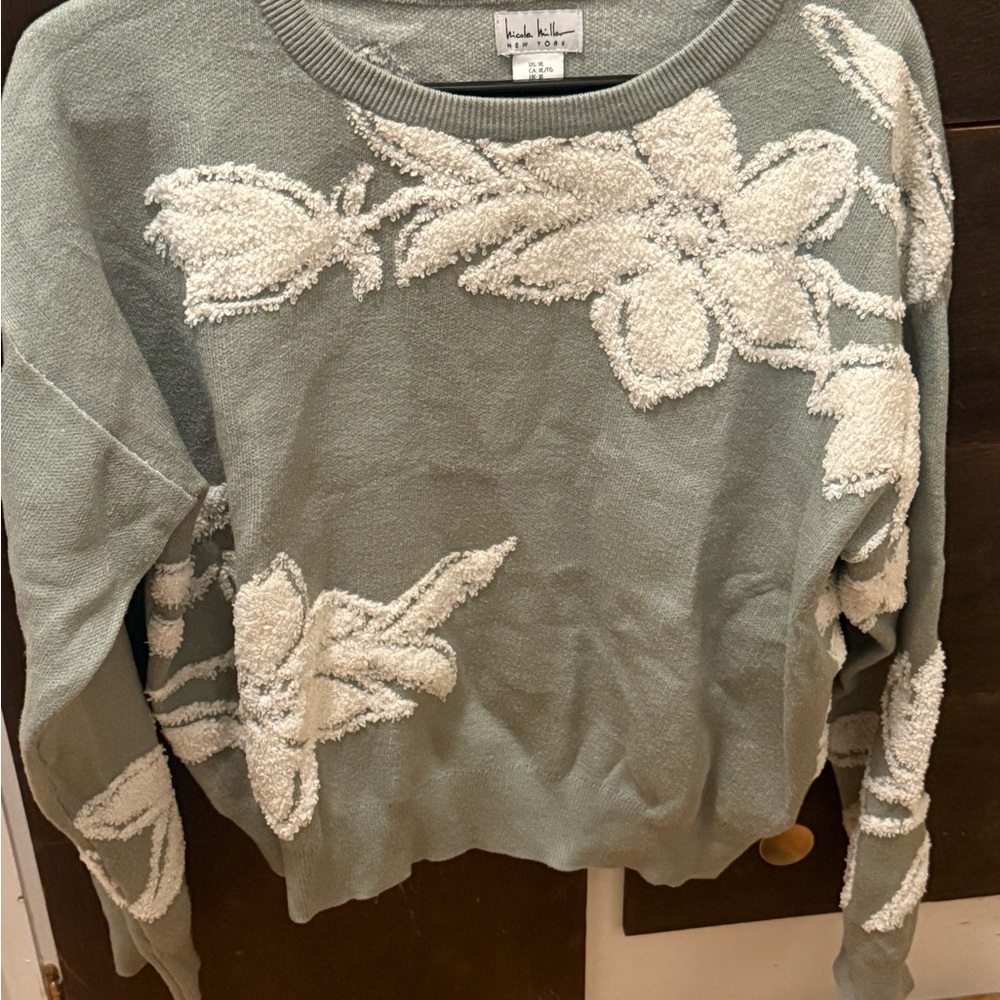 Nicole Miller New York Floral Textured Sweater XL Sage Green Crewneck Sweater